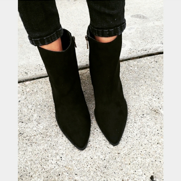 🆕️Apple Picking Collection// Black bootie - Picture 4 of 8
